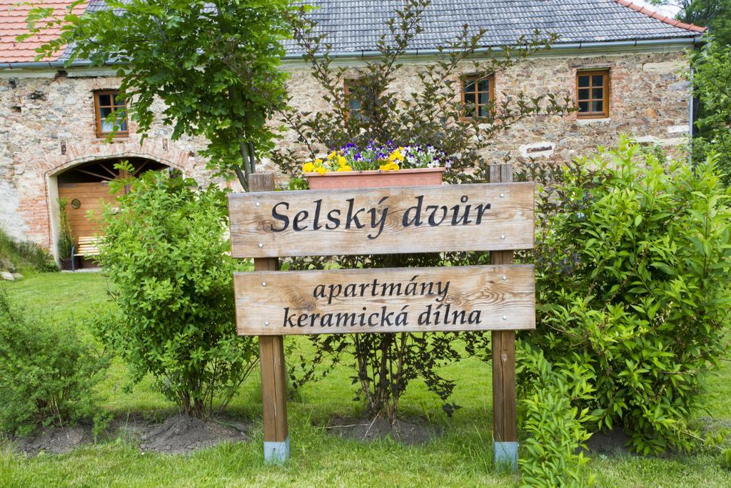 Selsky Dvur Apartamento Kájov Exterior foto